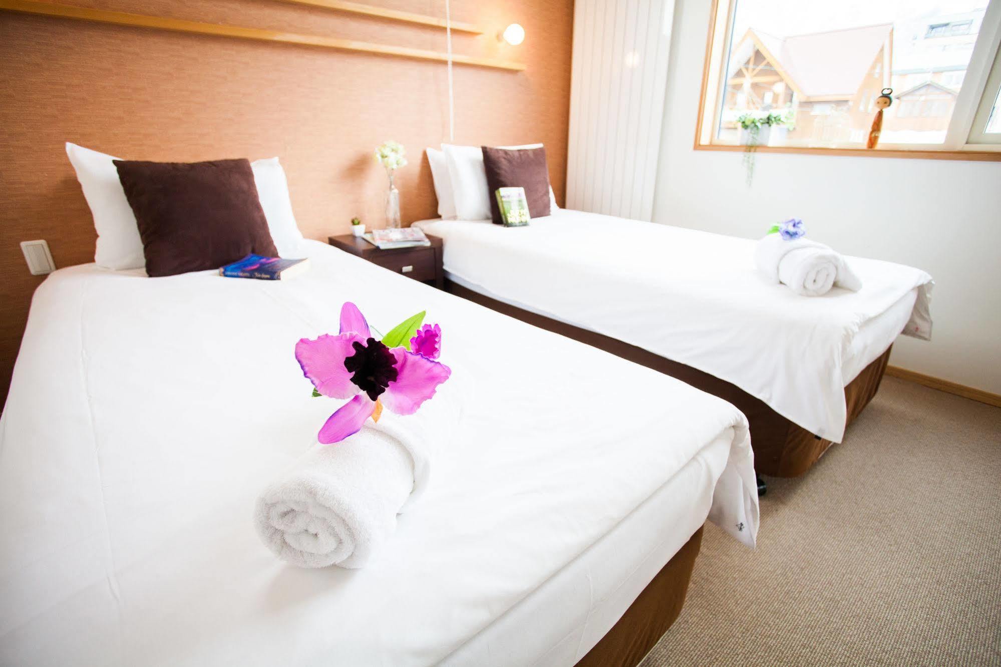 Yuki Yama Apartments Hirafu Bagian luar foto